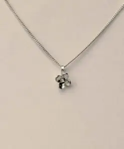 Alternative view of Lily Necklace - Silver