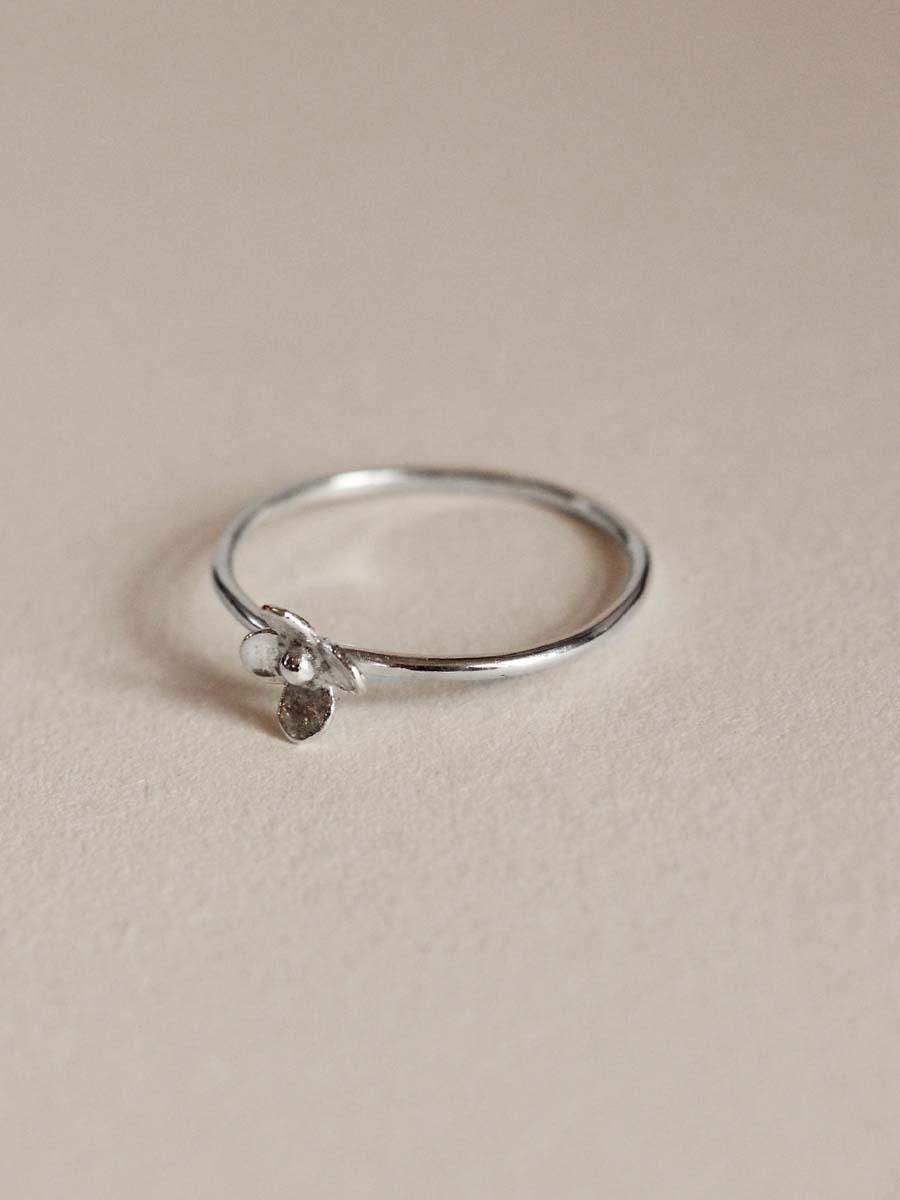 Alternative view of Lily - Silver